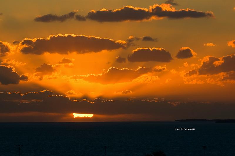 20090204_181446 D300 P1 5100x3400 srgb.jpg - Key West sunset